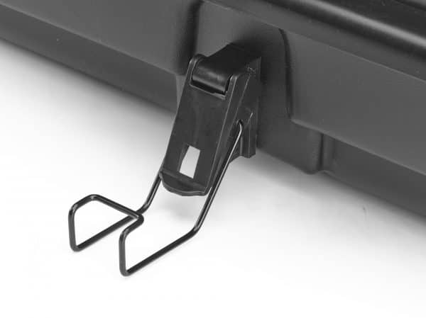 latch on side of rooftop cargo carrier